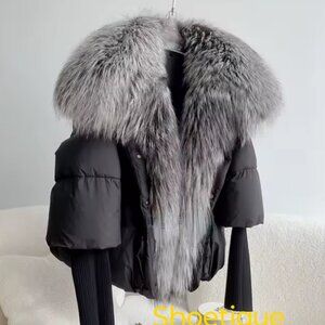 Beautiful Coat With Fur